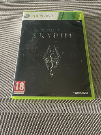 The Elder Scrolls V Skyrim Jeu Xbox 360 FR