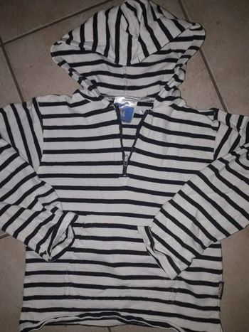 Maillot manches longues à capuche