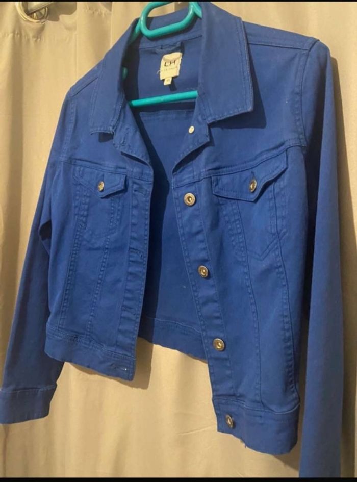 Veste bleue 10 e - photo numéro 2