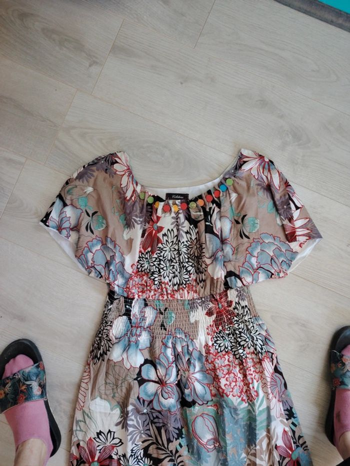 Robe femme manches courtes. Taille 38 - photo numéro 2