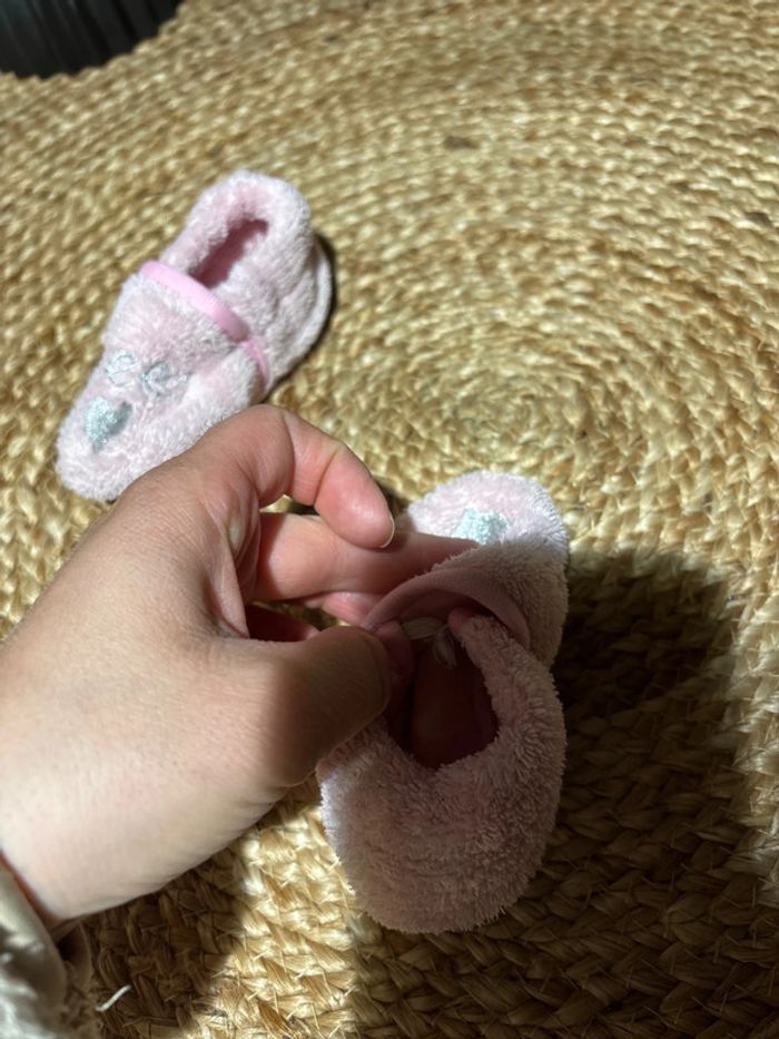 Pantoufle bébé - photo numéro 4