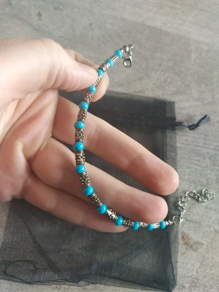 Bracelet fantaisie turquoise et argenté - photo numéro 2