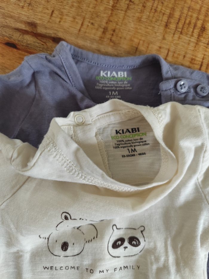 Lot 4 hauts 1 mois - photo numéro 3