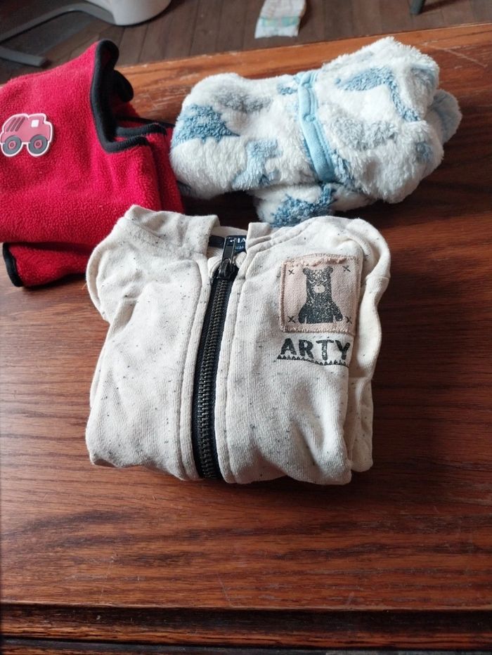 Veste bébé - photo numéro 2
