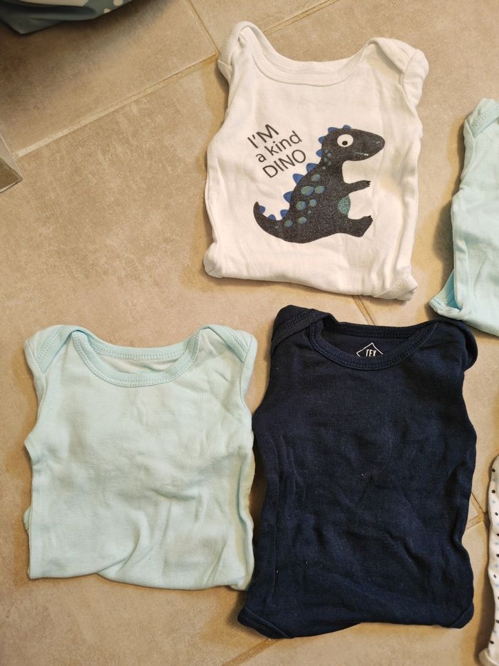 Lot de 5 bodies hiver bébé garçon 3 mois - photo numéro 2