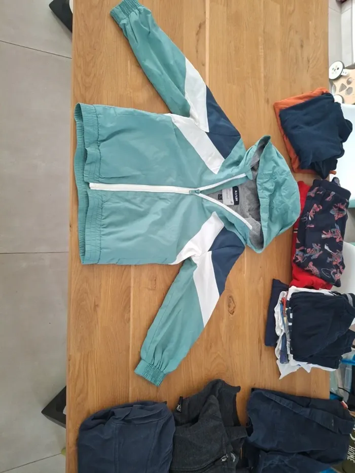Lot vêtements garçon 5 ans - photo numéro 14