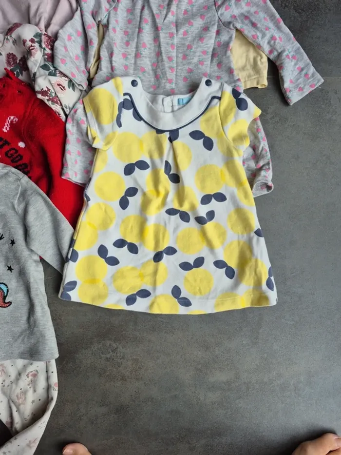Lot de vêtements 18 mois fille - photo numéro 4