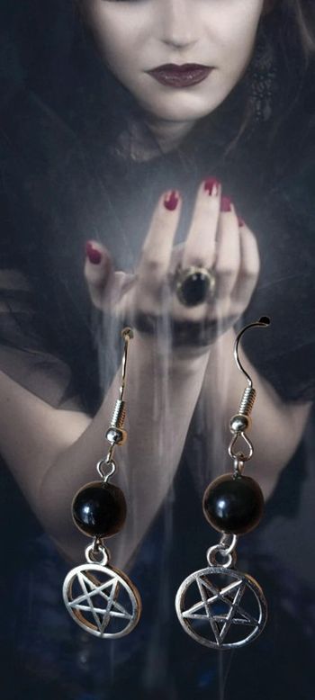Boucles d'oreilles Pentacle Sorcière en Obsidienne