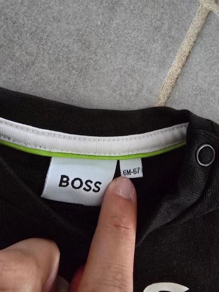 Tee shirt noir Hugo boss - photo numéro 2