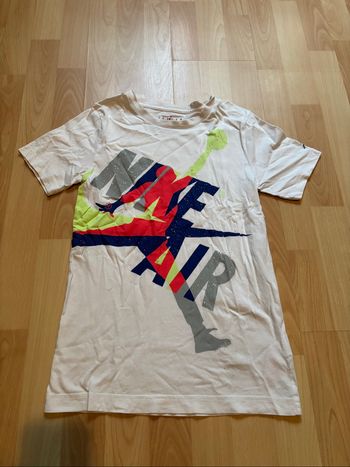 Tee-shirts