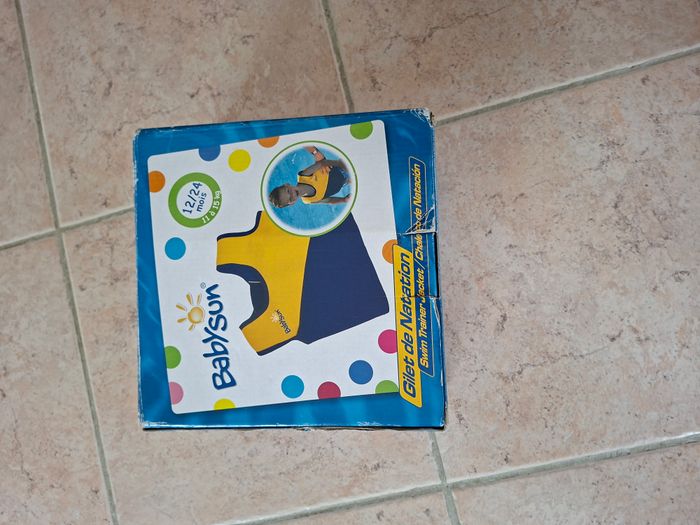 Gilet de sauvetage 12 - 24 mois 11kg à 15kg - photo numéro 5