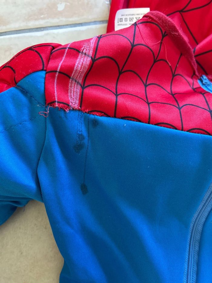 Déguisement Spiderman + masque tissu 5/7 ans - photo numéro 7