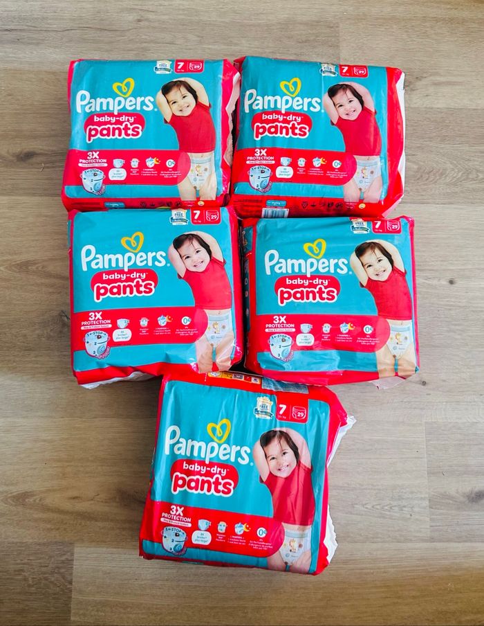 5 paquets pampers baby dry taille 7 pants