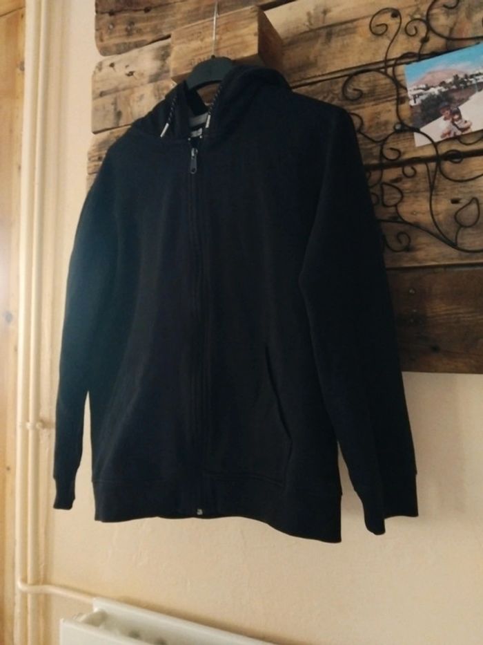 Veste à capuche - photo numéro 3