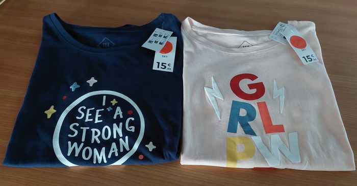 Lot 2 tee-shirts  rose et marine