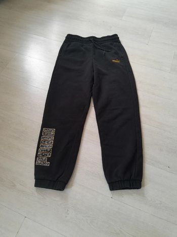 Beau pantalon de jogging imprimé doré et Puma