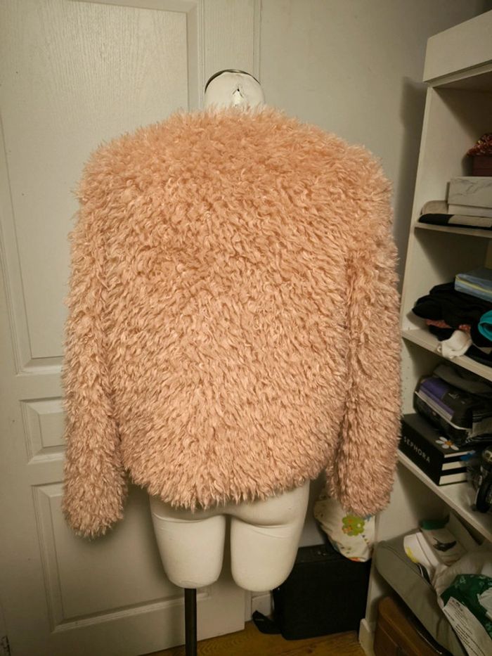 Veste moumoute Jennyfer. Taille M - photo numéro 4
