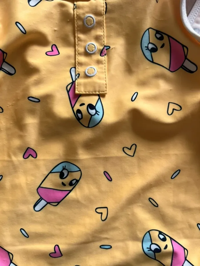 Maillot de bain - 4 ans - photo numéro 2