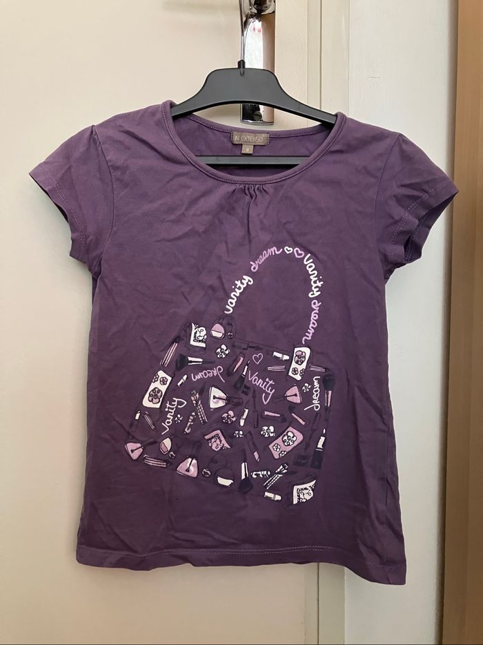 Lot de 2 T-shirts 6/8 ans (1€) - photo numéro 2