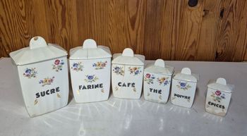 Ensemble de pots anciens en porcelaine pour cuisine – Porcelor Ceranord France