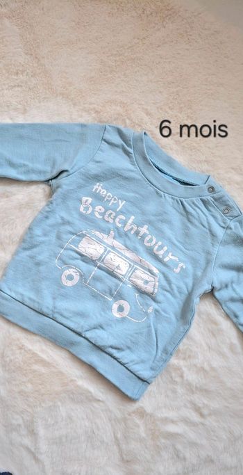 Pull taille 6 mois