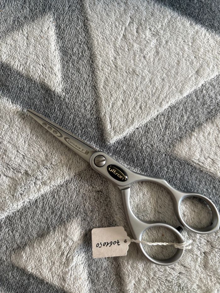 Ultron ciseau coiffure - photo numéro 3