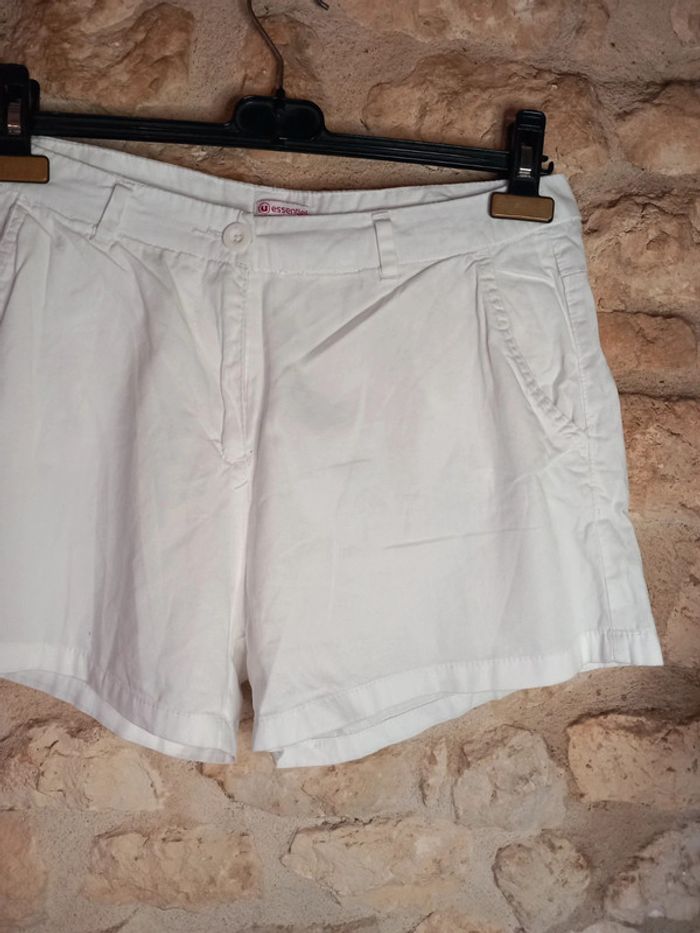 Short blanc - photo numéro 3