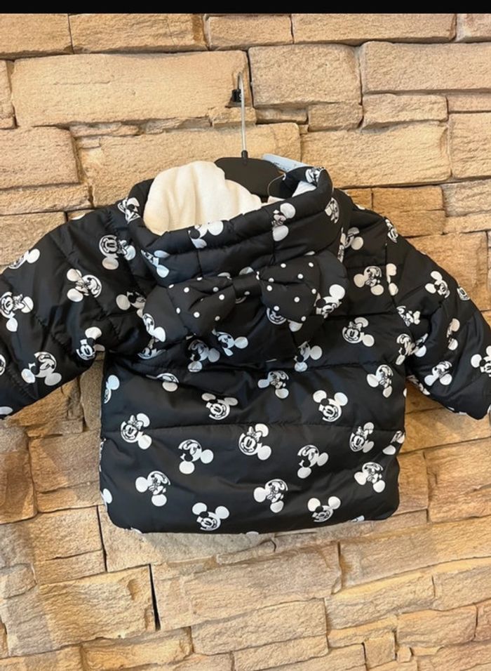 Jolie doudoune Minnie neuve 6 mois - photo numéro 4