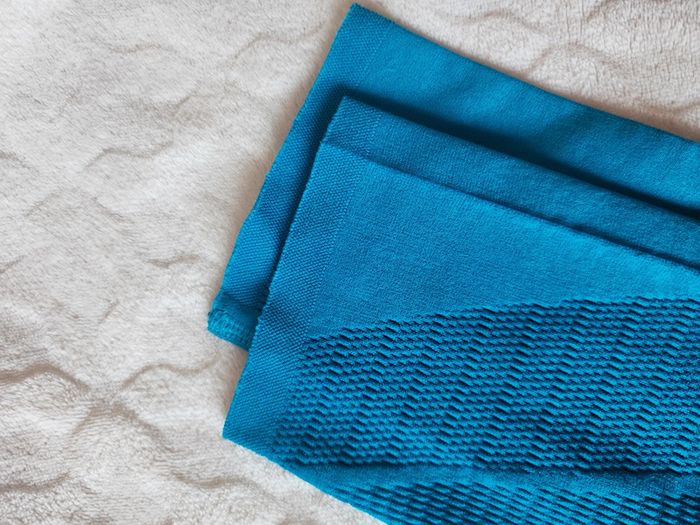Legging de sport Fabletics bleu T.38/M - photo numéro 4