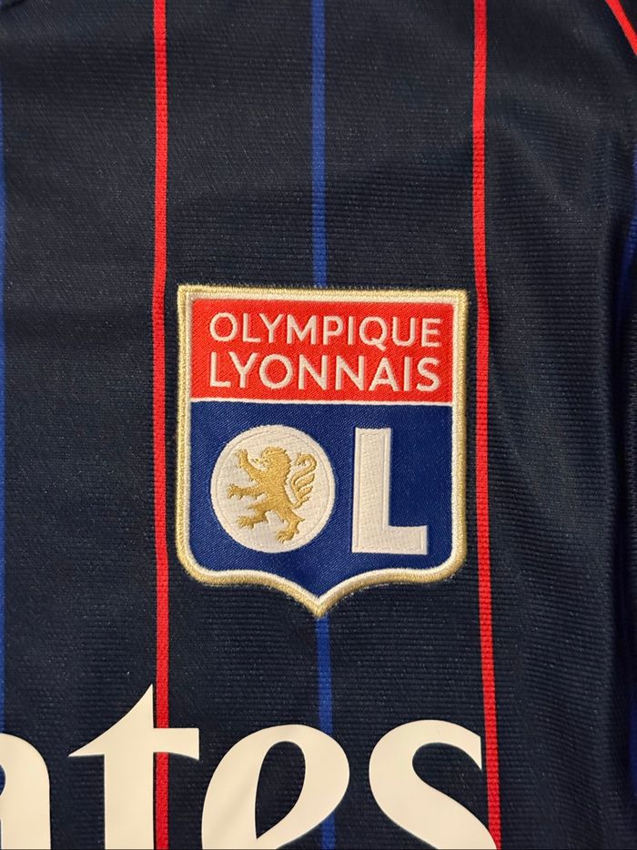 Maillot Olympique Lyonnais (Taille S) - photo numéro 3