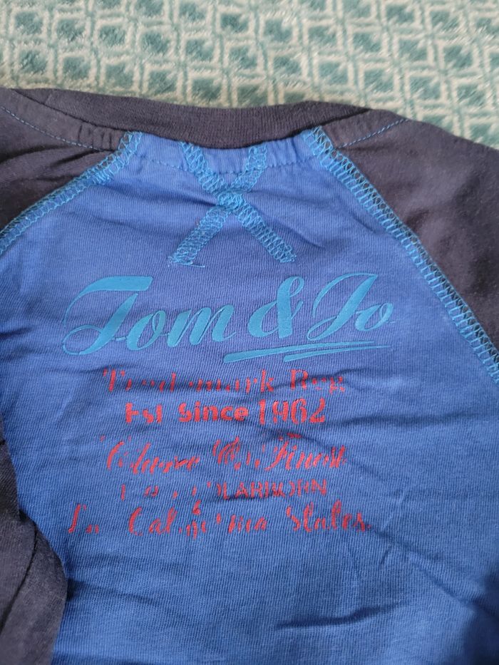 Lot 2 T-shirts manches longues 24mois - photo numéro 4