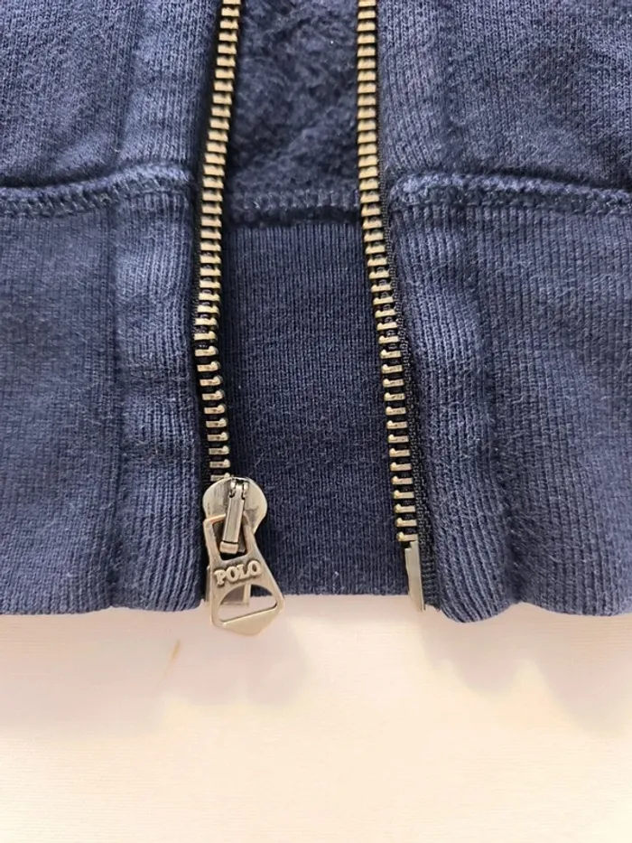 Sweat capuche zippé homme Ralph Lauren taille S bleu marine logo jaune - trou manche - photo numéro 11