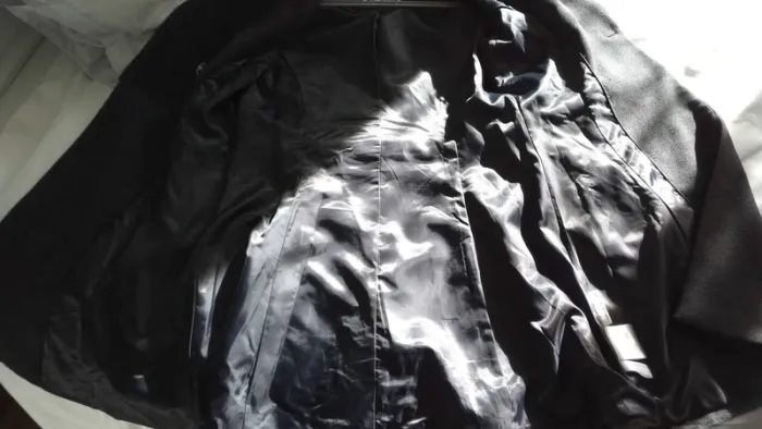 Manteau gris fonce T38 tres bon etat - photo numéro 4