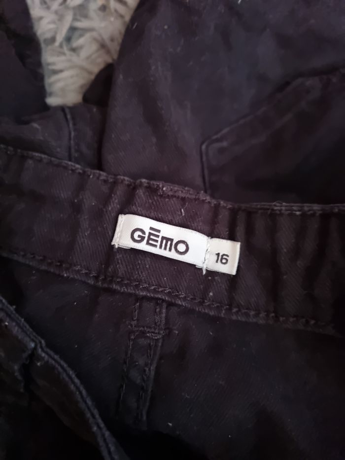 Bermuda en jean noir 16ans comme neuf - photo numéro 3