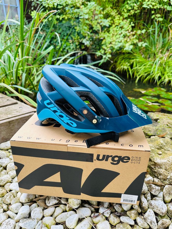 Casque neuf modèle SeriAll taille S/M