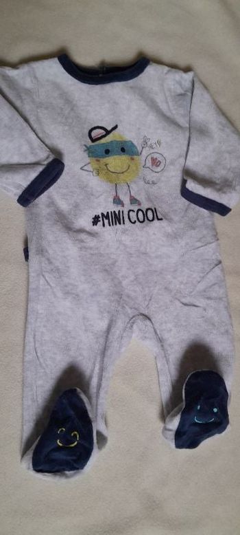 Pyjama combi 3-6 mois 😎