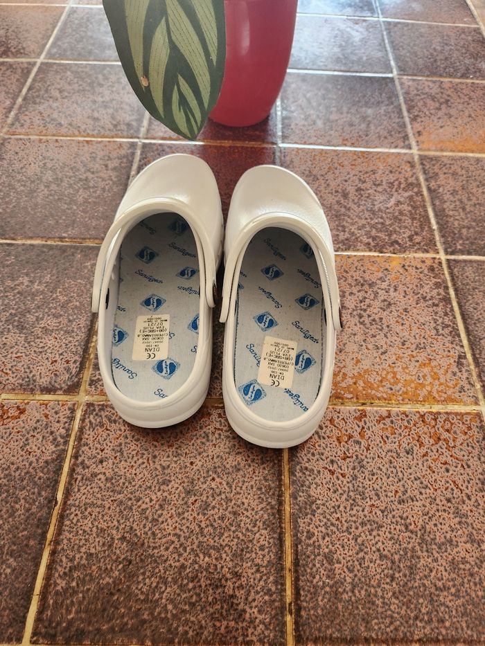 Sabot crocs hospitalier anti dérapant - photo numéro 2