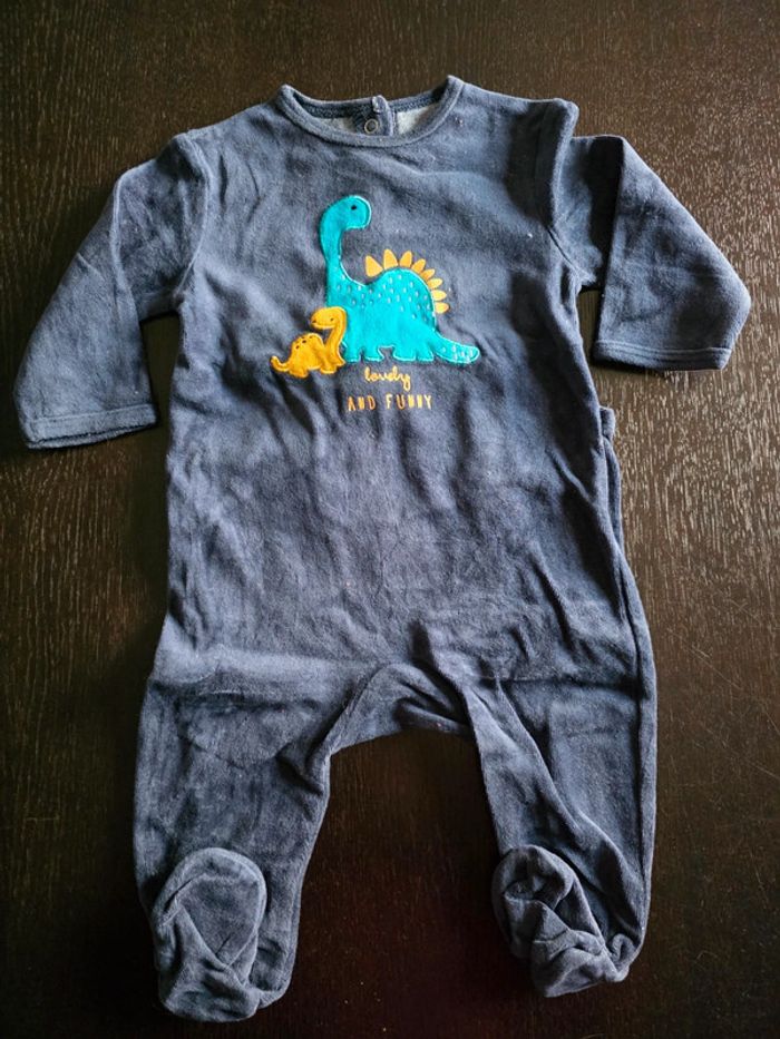 Lot de 4 pyjamas en velours en 9 mois - photo numéro 2