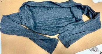 Boléro couleur gris taille s