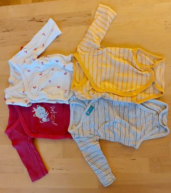 Lot bodies longs croisés 1 mois