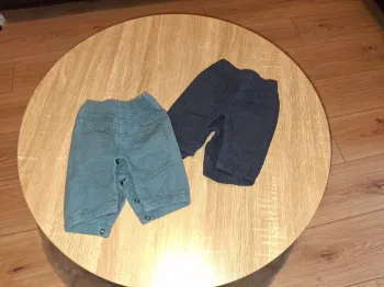 Lot 2 pantalons printemps 1 mois