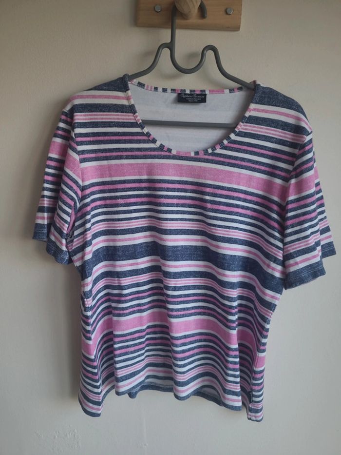 👚tee-shirt Captain Corsaire taille 48👚
