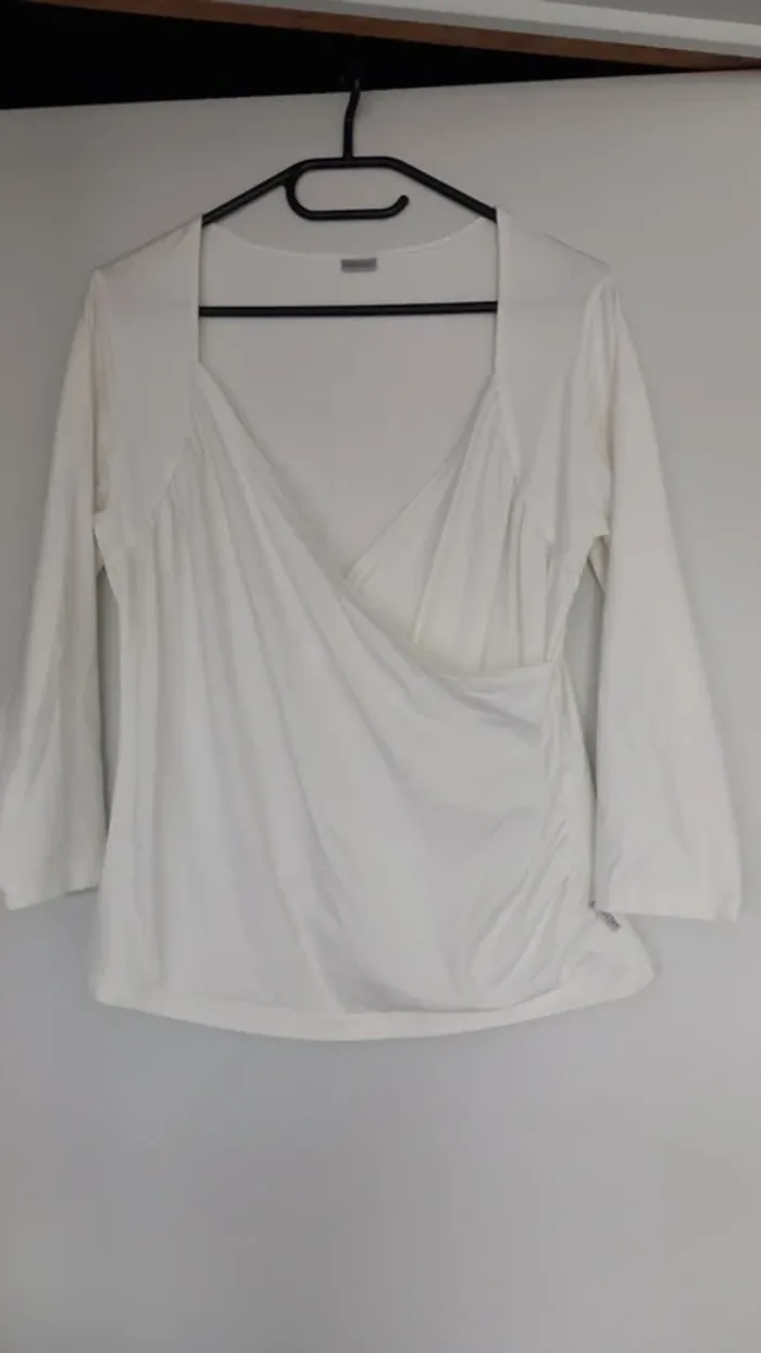 Blouse cache-coeur blanche transfer´