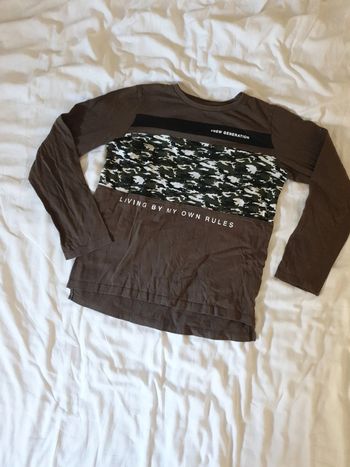 Tee-shirt manches longues garçon Taille 12 13 ans  kaki