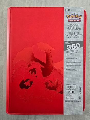 Portfolio Ultra Pro Zip Binder 360 Pokemon Dracaufeu 