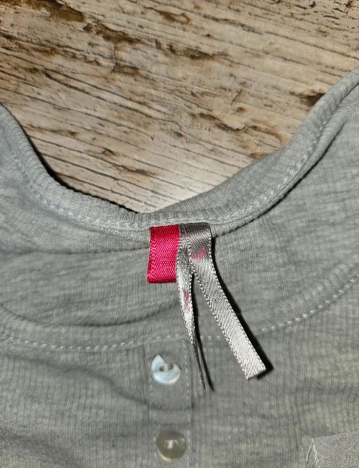 Joli t-shirt manches longues taille 10 ans - photo numéro 5