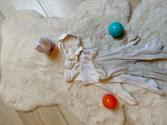 Lot de 3 collants blancs et 1 bandeau pour cheveux