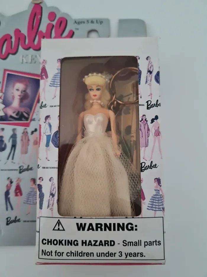 Porte-clés Barbie mariée - photo numéro 2