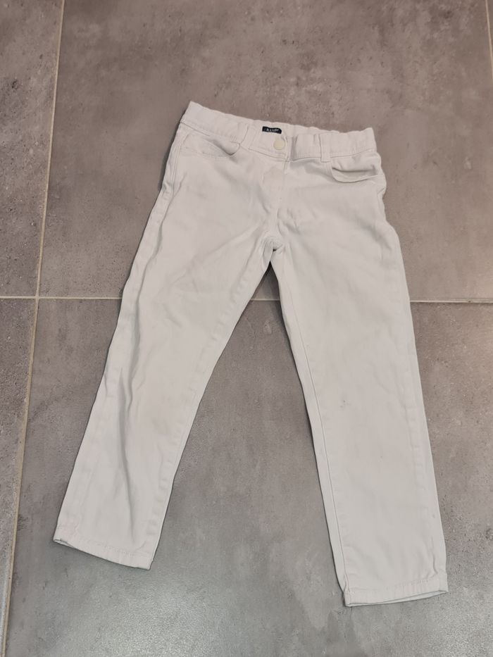 Pantalon blanc kiabi 8 ans