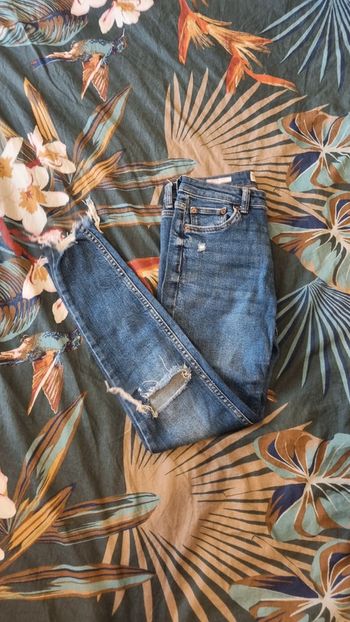 Jean bleu troué T36/S